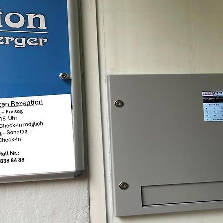 Pension Zum Lichtenberger Berlin Extérieur photo
